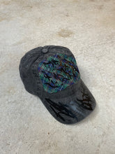 Load image into Gallery viewer, HAT 004
