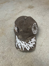 Load image into Gallery viewer, HAT 005
