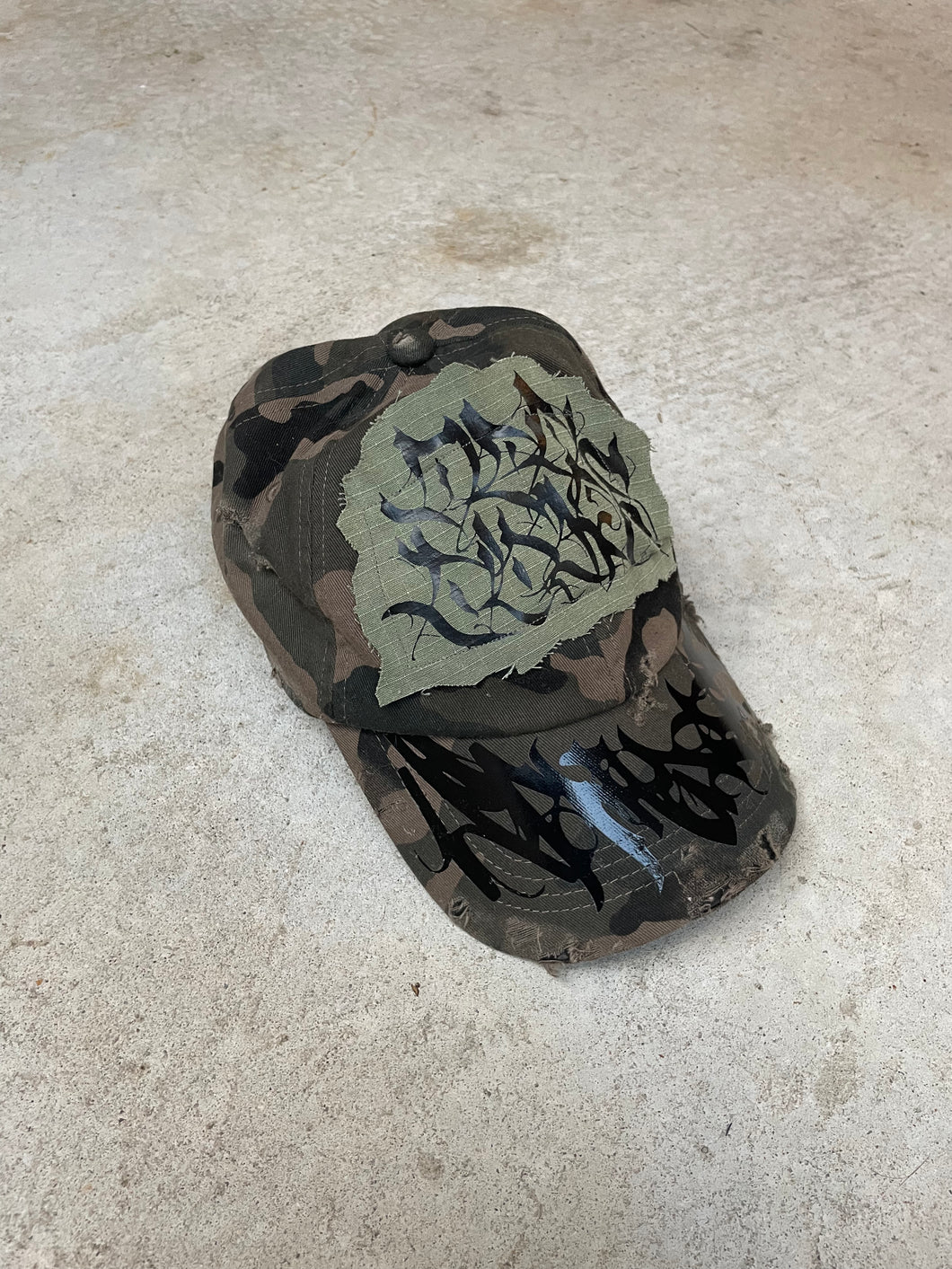 HAT 006