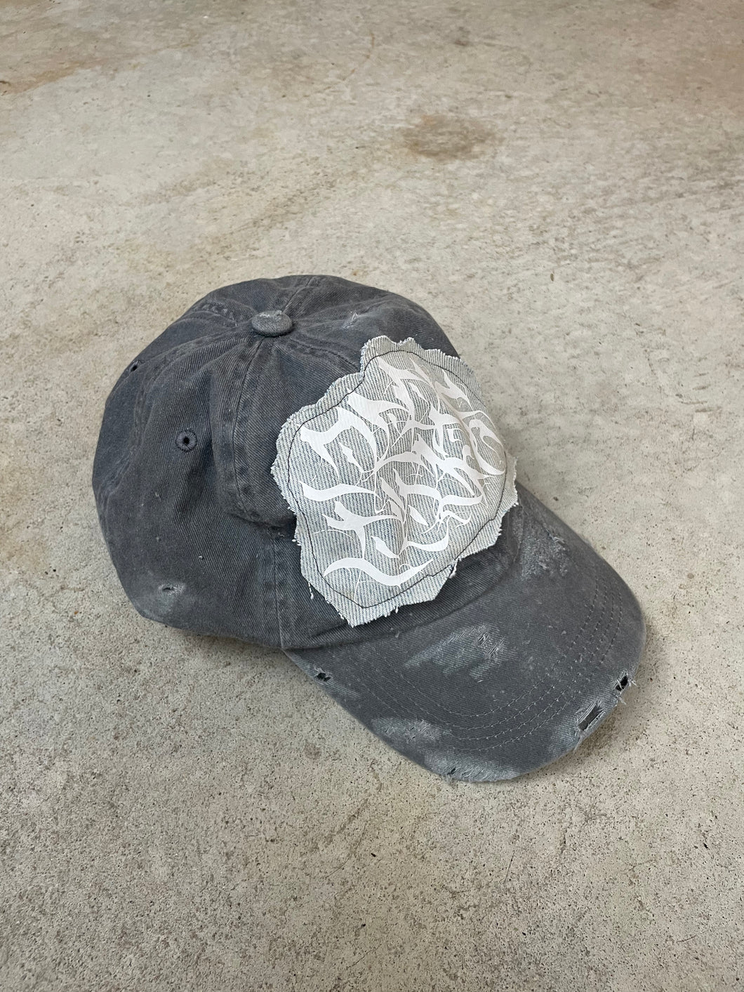HAT 008